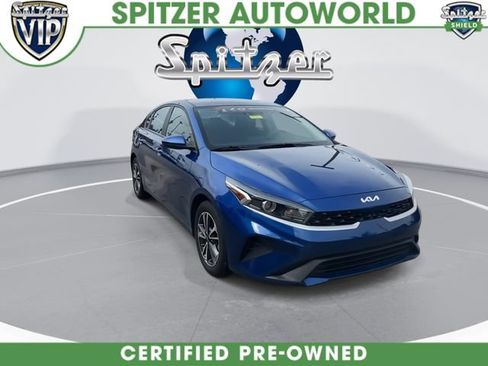 Certified 2023 Kia Forte LXS FWD image 2