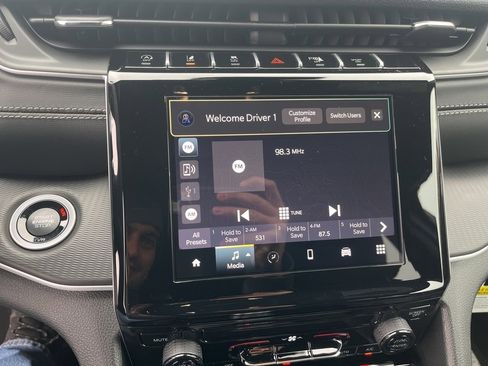 New 2025 Jeep Grand Cherokee Laredo X image 23