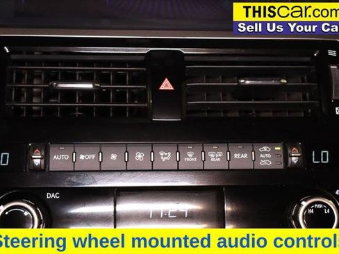 Used 2022 Lexus GX 460 Premium w/ Premium Package image 20