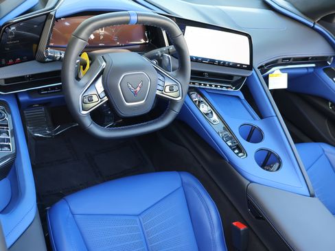 Used 2026 Chevrolet Corvette 3LT w/ Z51 Performance Package image 17