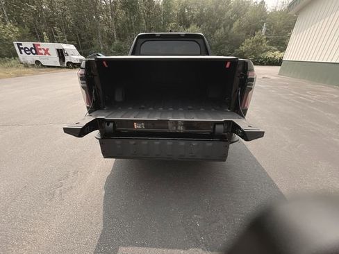 New 2025 GMC Sierra EV Denali image 31