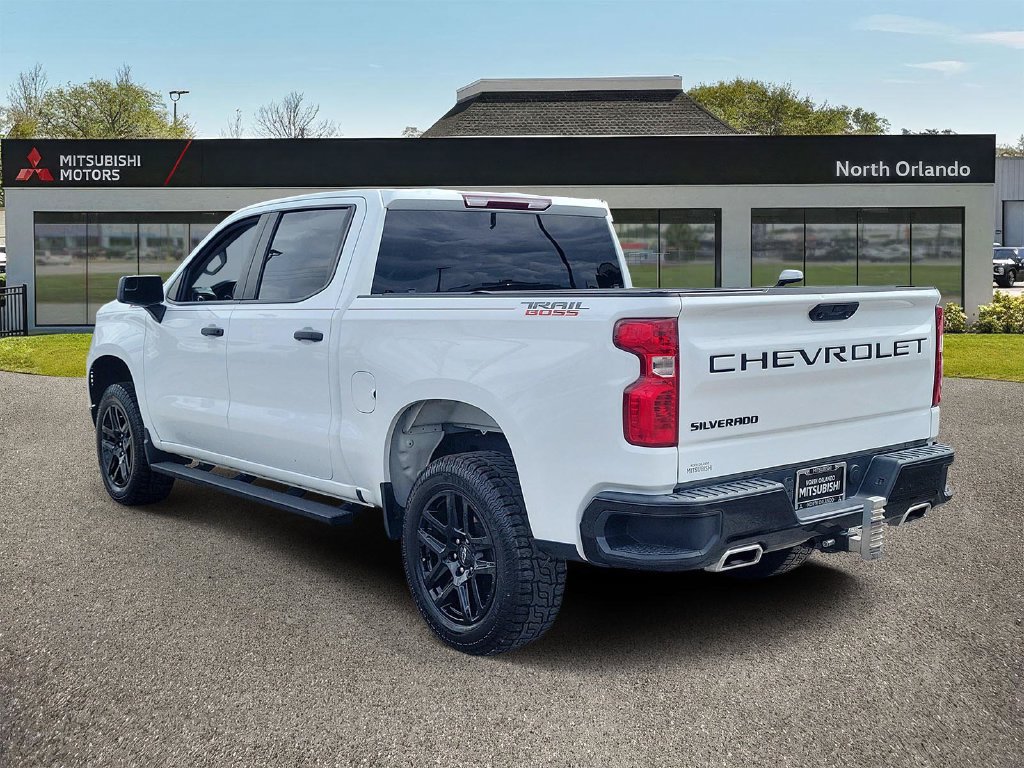 Used 2022 Chevrolet Silverado 1500 Custom Trail Boss AWD/4WD image 2