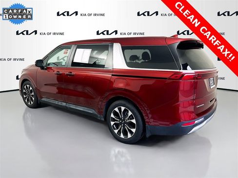 Certified 2023 Kia Carnival EX image 6