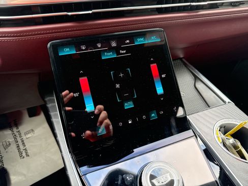 Used 2026 Cadillac Escalade Sport image 17