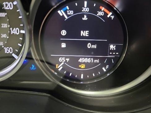 Used 2023 MAZDA CX-9 Touring Plus AWD/4WD image 32