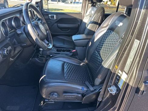 Used 2021 Jeep Wrangler Unlimited Sport image 11