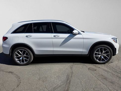Used 2020 Mercedes-Benz GLC 300 4MATIC image 2