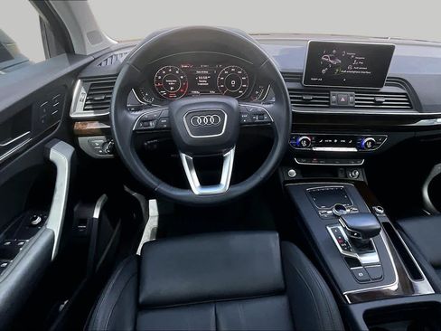 Used 2018 Audi Q5 2.0T Premium Plus w/ Premium Plus Package AWD/4WD image 5