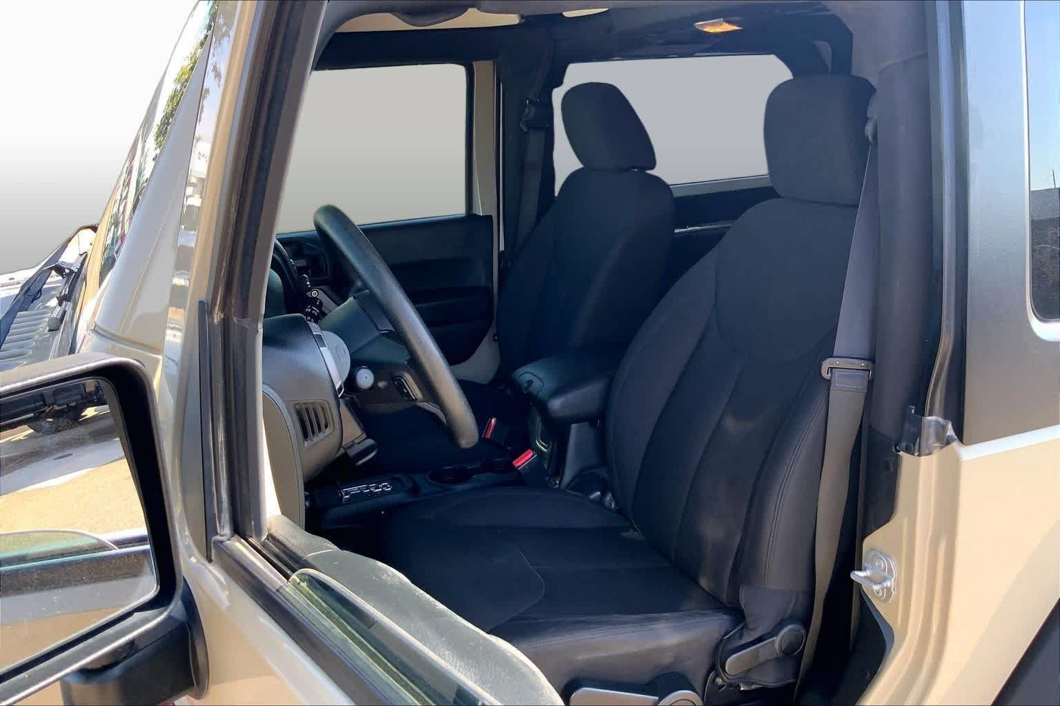 Used 2017 Jeep Wrangler Sport AWD/4WD image 8