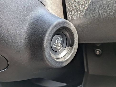 Used 2025 RAM ProMaster 2500 w/ Safety Group FWD image 14