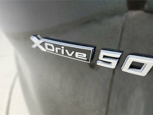 Used 2024 BMW iX xDrive50 w/ Sport Package image 18