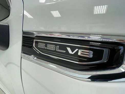 Used 2023 GMC Sierra 1500 SLE AWD/4WD image 4