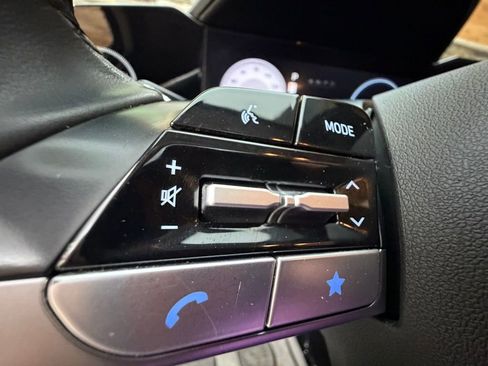 Certified 2024 Hyundai Elantra SEL w/ Convenience Package image 24