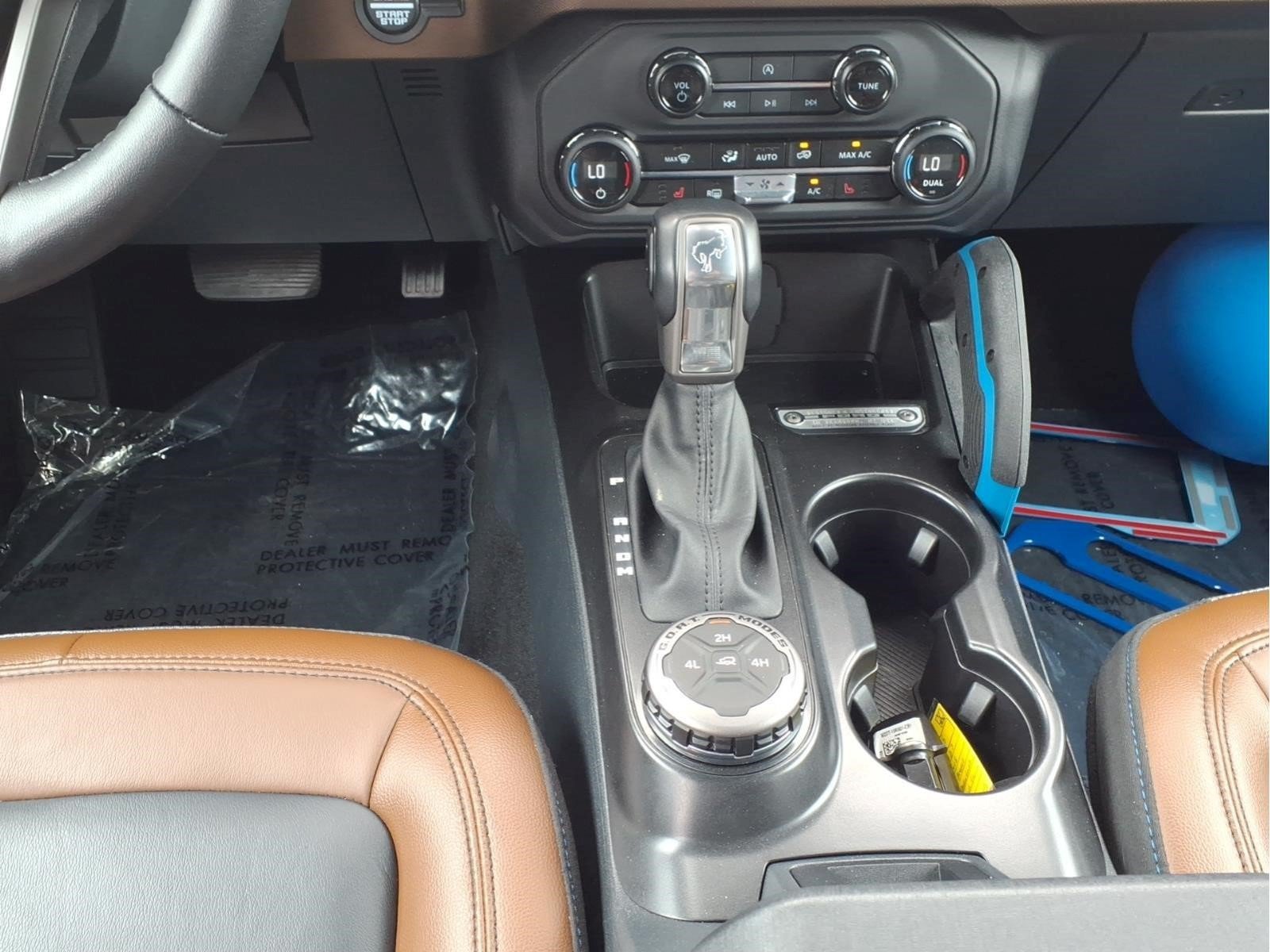 Used 2023 Ford Bronco Outer Banks AWD/4WD image 14