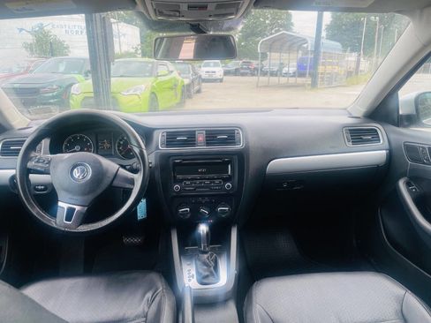 Used 2014 Volkswagen Jetta SE image 17