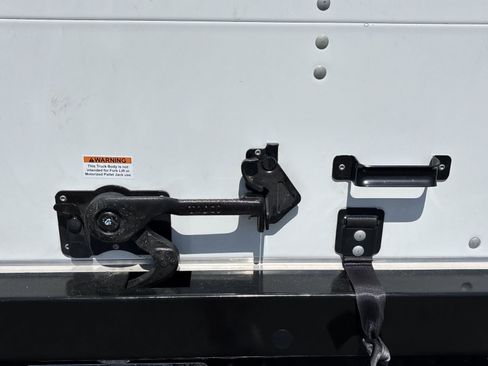 New 2025 GMC Savana 3500 w/ Power Convenience Package image 27