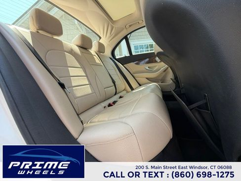 Used 2015 Mercedes-Benz C 300 4MATIC Sedan image 15