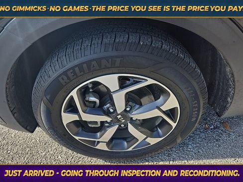 Used 2021 Kia Sportage LX FWD image 12