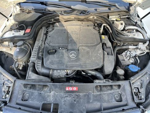 Used 2014 Mercedes-Benz C 300 4MATIC Sedan image 29