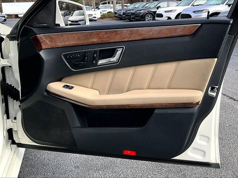 Used 2010 Mercedes-Benz E 350 E 350 Luxury image 22