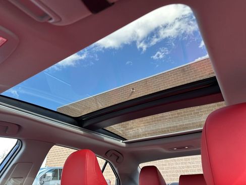 Used 2021 Toyota Camry XSE w/ Navigation Package image 11