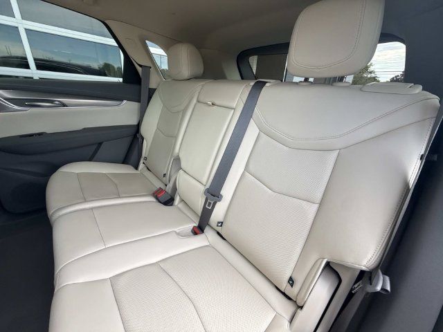 Used 2023 Cadillac XT5 Premium Luxury AWD/4WD image 32