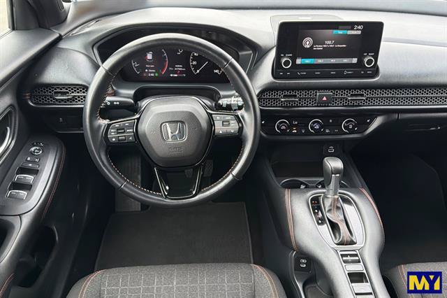 Used 2025 Honda HR-V Sport image 16