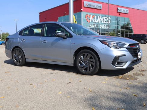 Used 2024 Subaru Legacy Sport image 2