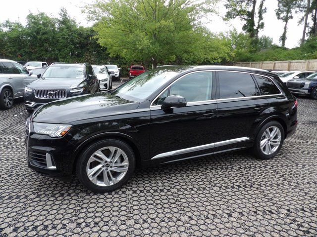 Used 2023 Audi Q7 3.0T Prestige w/ Prestige Package AWD/4WD image 3