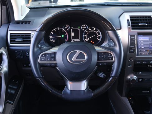 Certified 2021 Lexus GX 460 Luxury w/ Accessory Package image 18