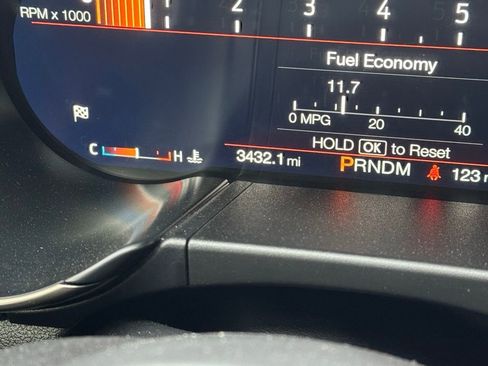 Used 2022 Ford Mustang Shelby GT500 w/ Technology Package image 75