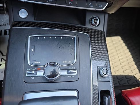 Used 2018 Audi SQ5 Premium Plus image 27