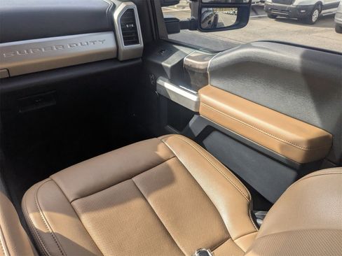 Used 2022 Ford F450 Lariat w/ Lariat Ultimate Package image 18