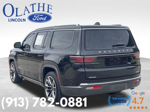 Used 2022 Jeep Wagoneer Series III w/ Premium Group I AWD/4WD image 3