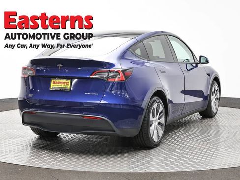 Used 2021 Tesla Model Y Long Range image 5