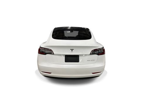 Certified 2022 Tesla Model 3 Long Range AWD/4WD image 5