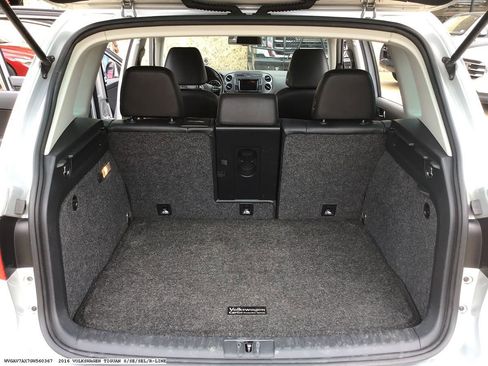 Used 2016 Volkswagen Tiguan SEL image 16