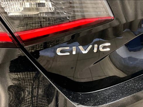 Used 2024 Honda Civic Sport image 28
