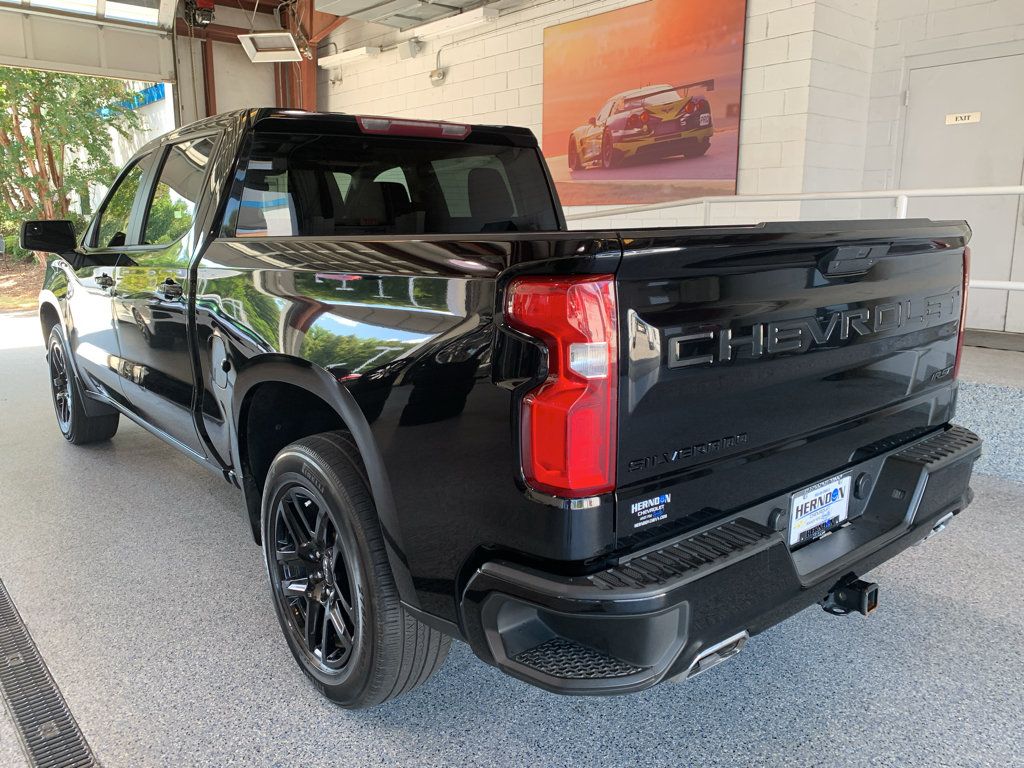 Used 2022 Chevrolet Silverado 1500 RST w/ LPO, Blackout Package AWD/4WD image 6