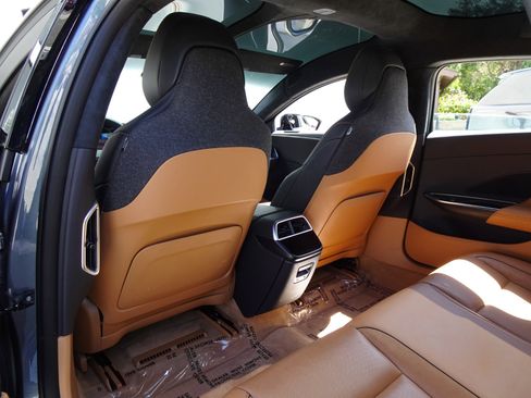 Used 2024 Lucid Air Touring image 11