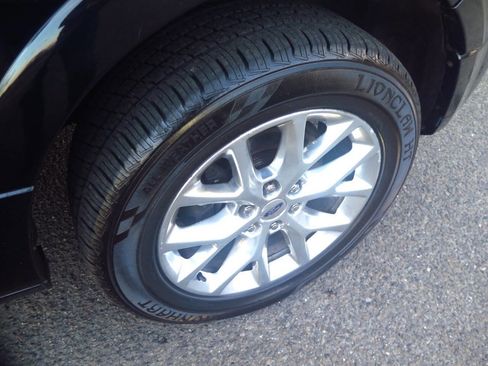 Used 2016 Ford Expedition Limited w/ Equipment Group 301A image 25