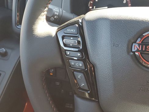 New 2026 Nissan Frontier PRO-4X w/ Pro-4x Convenience Package image 14