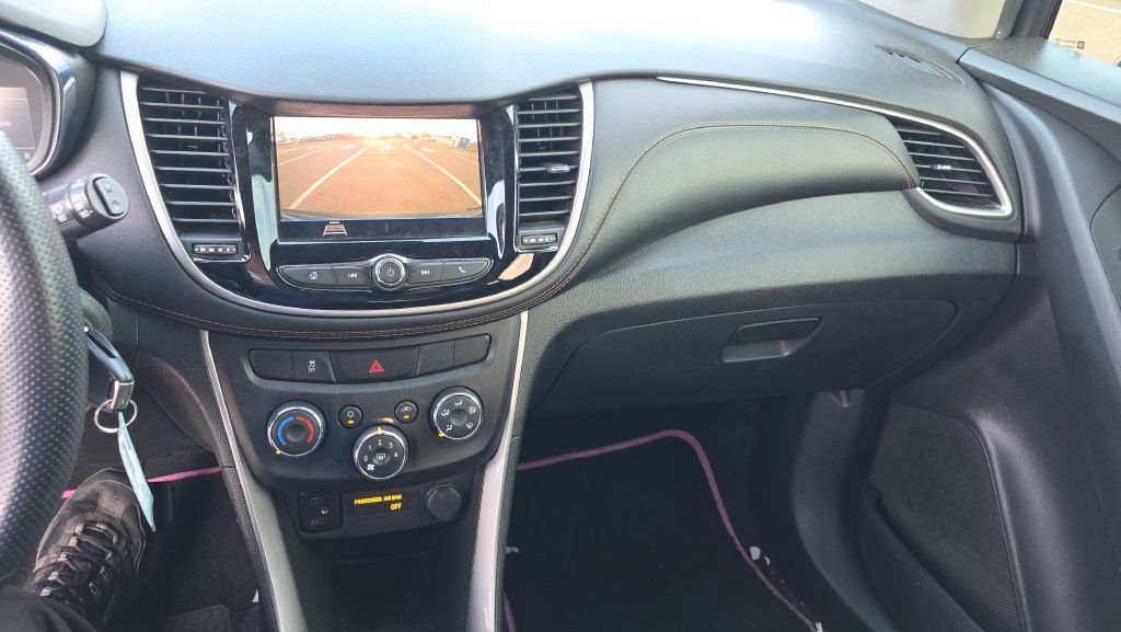 Used 2020 Chevrolet Trax LS w/ Tint and Cruise Package FWD image 23