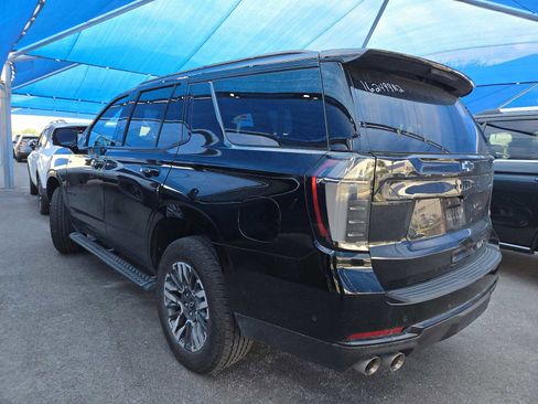 Used 2025 Chevrolet Tahoe Z71 w/ Comfort Package AWD/4WD image 3