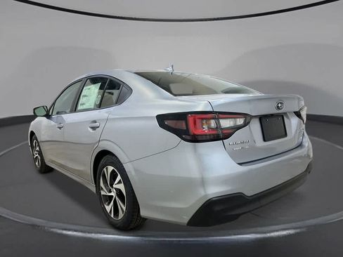 Used 2025 Subaru Legacy Premium image 3