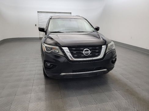Used 2019 Nissan Pathfinder SV AWD/4WD image 14