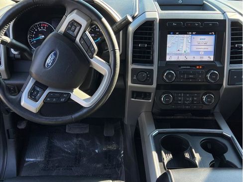 Used 2019 Ford F250 Lariat w/ Lariat Ultimate Package image 11