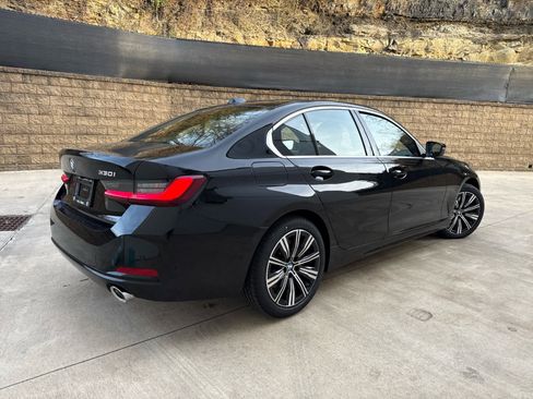 Used 2026 BMW 330i xDrive Sedan w/ Convenience Package image 3