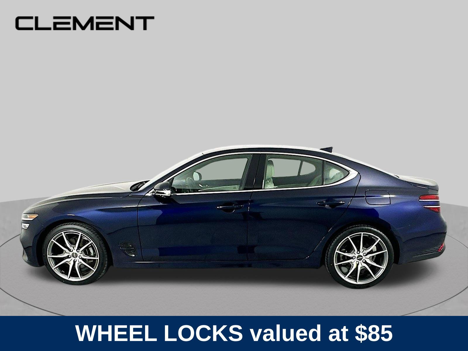 Used 2023 Genesis G70 2.0T RWD image 4