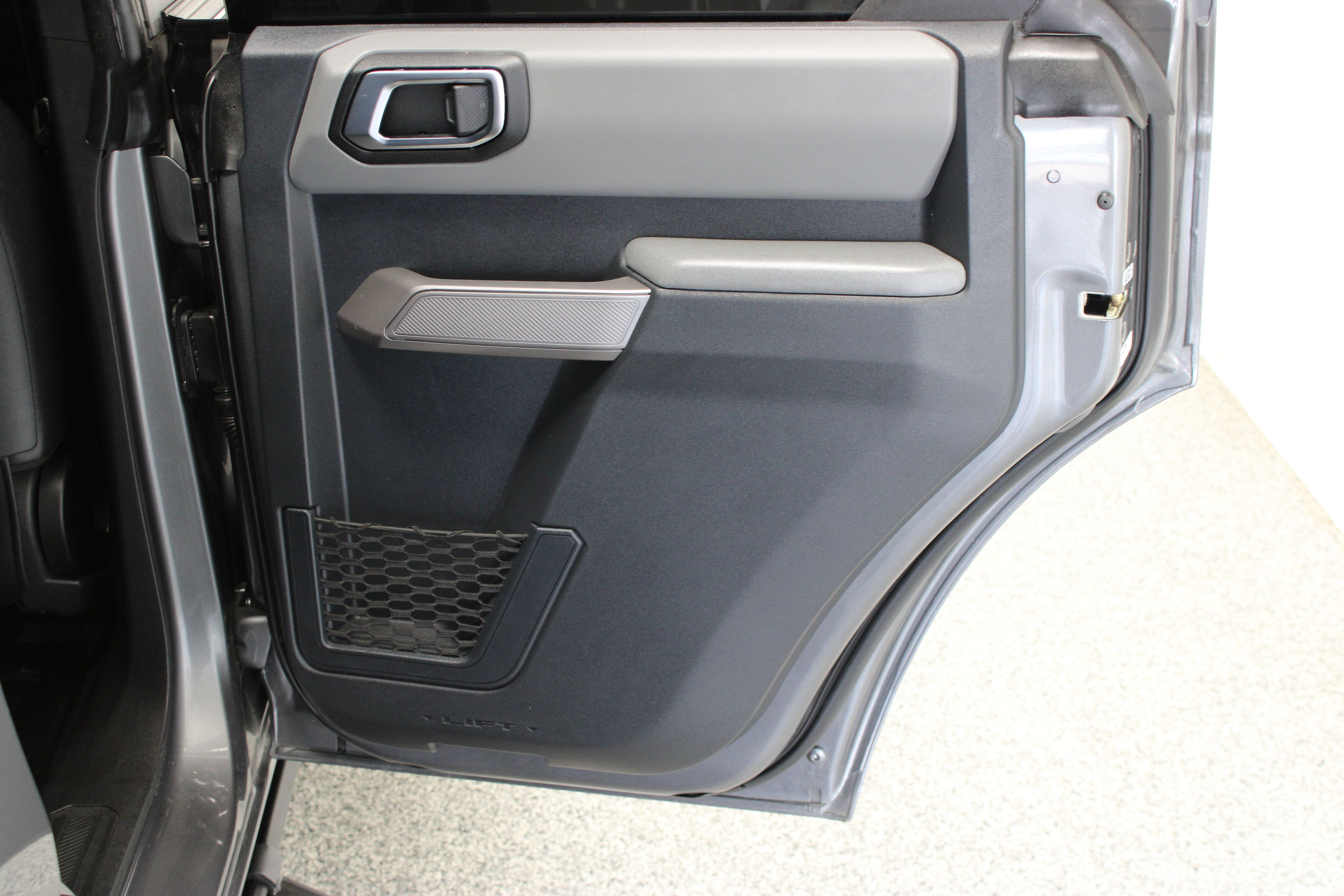 Used 2023 Ford Bronco Black Diamond w/ Sasquatch Package AWD/4WD image 34